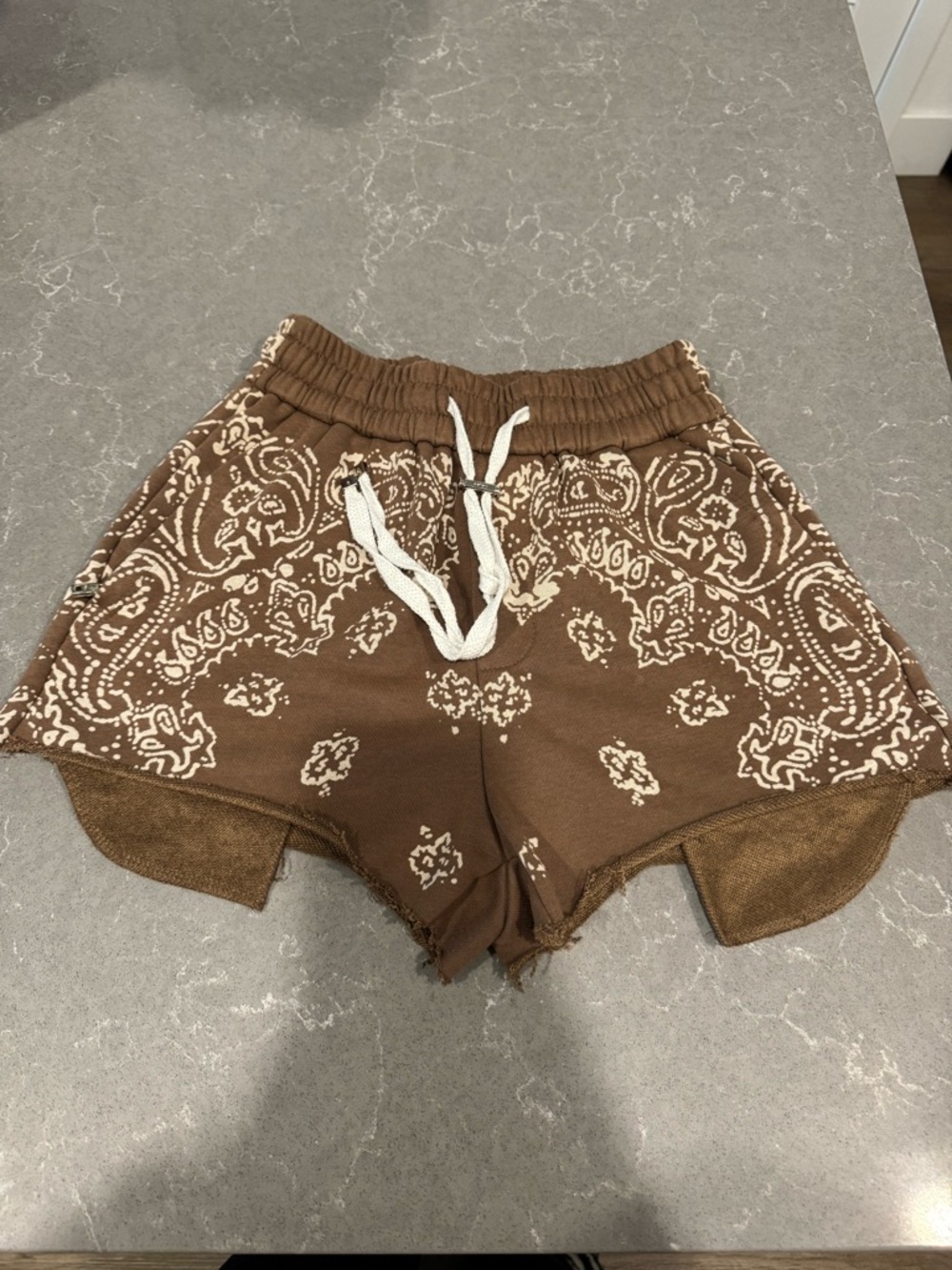 Women's Brown Bandana-Print Drawstring Shorts